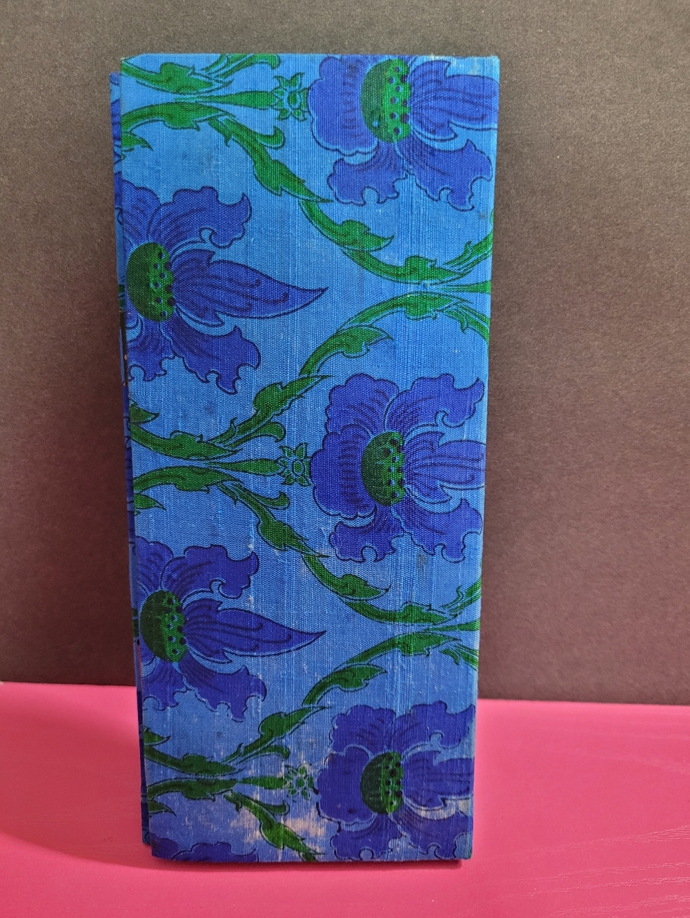 Vintage Star Of Siam Pure Silk Cover Bridge Tally Book (0829)